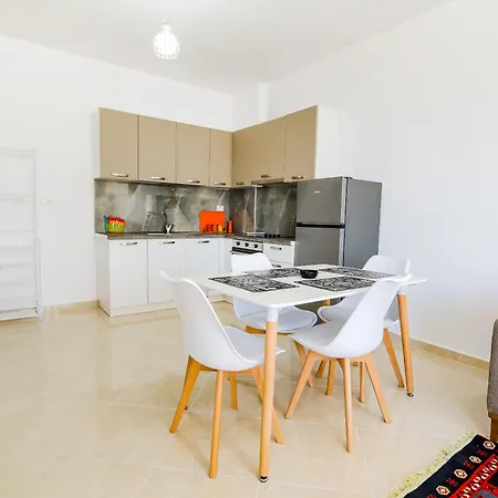 Sea Gem Apartment *